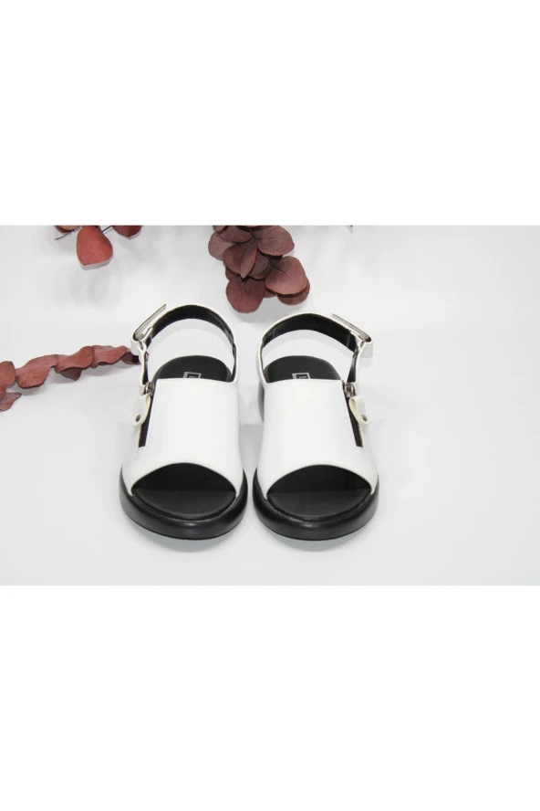 ÖNÜ VE ARKASI AÇIK TEK BANT FERMUAR SÜS DETAY ORTOPEDİK GÜNLÜK SANDALET - 12