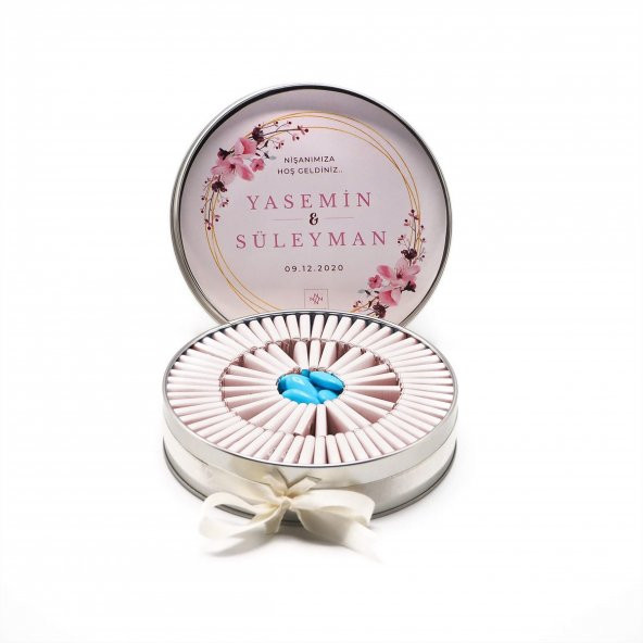 Nin Söz ve Nişan Çikolatası Metal Yuvarlak Kutu Pembe Çiçek Baskılı (80 Adet Napoliten Çikolata) ürün görseli 1