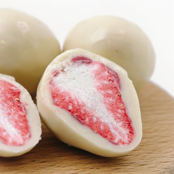 Beyaz Çikolata Kaplı Kurutulmuş Çilek Draje 80g - 6