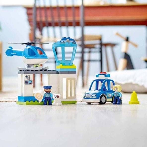 LEGO Duplo 10959 Police Station and Helicopter - 3