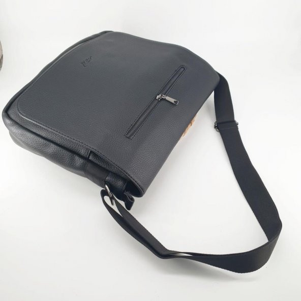 Yana Asılan Postacı Model Omuz Çantası - 2