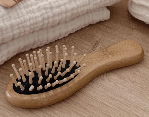 Naturaborn Organik Doğal Antibakteriyel Özellikli Bambu Bebek Tarak - 4