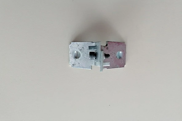 ALDOKS KÖŞE TAKOZU METAL ALYANLI - 3