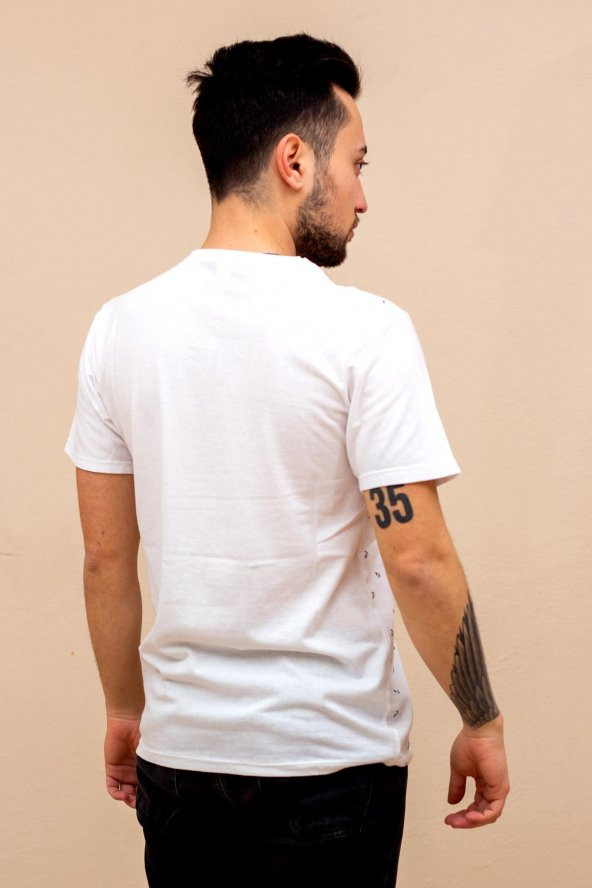 Beyaz Çapa Baskılı Kısa Kollu V Yaka Erkek Tişört 22ETSHVCPA - 6
