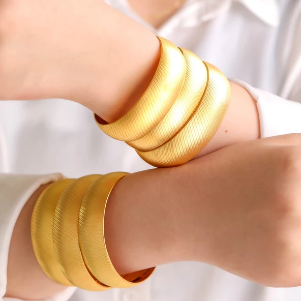 15 gr(gram) 15 mm 22 Ayar İşçiliksiz Şarnelli Bilezik TB0015-101 - Resim 3