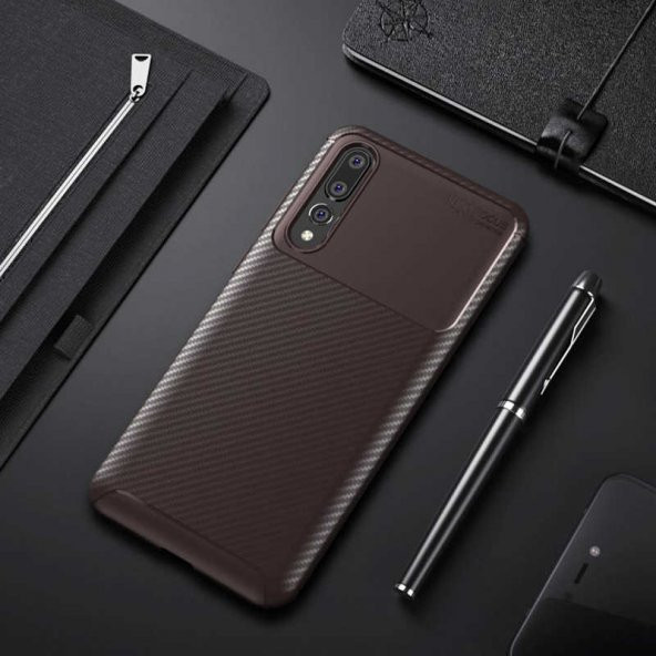 Huawei P20 Pro Kılıf Antişok Carbon Regnor Antişok Carbon Silikon - 4