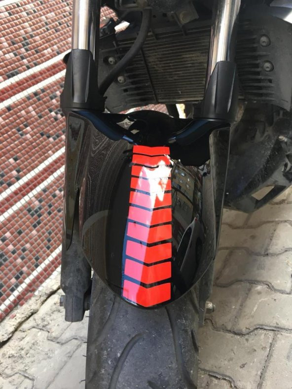 Ok Şeklinde Reflektif Kırmızı Sticker Çınar Extreme - 4