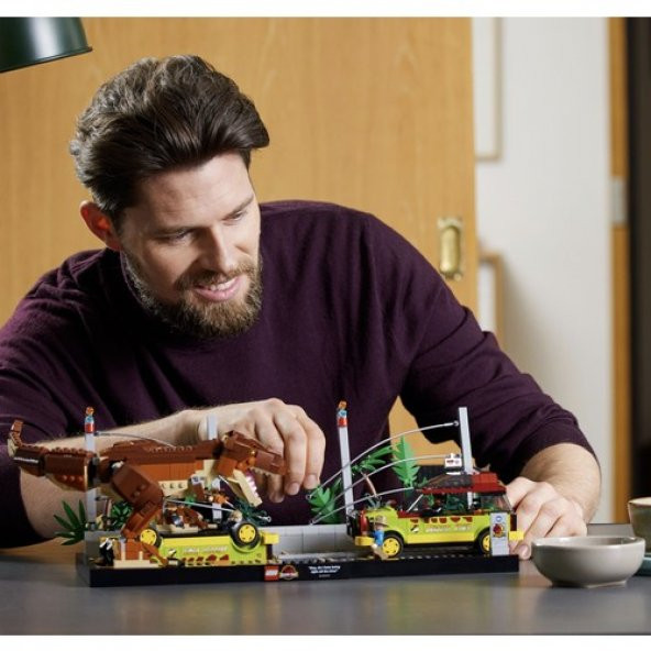 LEGO Jurassic World 76956 T. rex Breakout - Resim 2