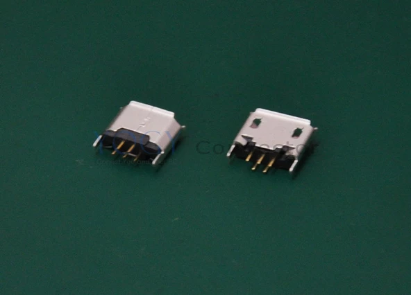 JBL PULSE BLUETOOTH HOPARLÖR USB ŞARJ SOKETİ ürün görseli