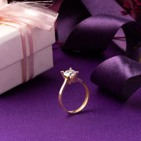 Sevgililer Gününe Özel Tektaş Altın Yüzük - Resim 5