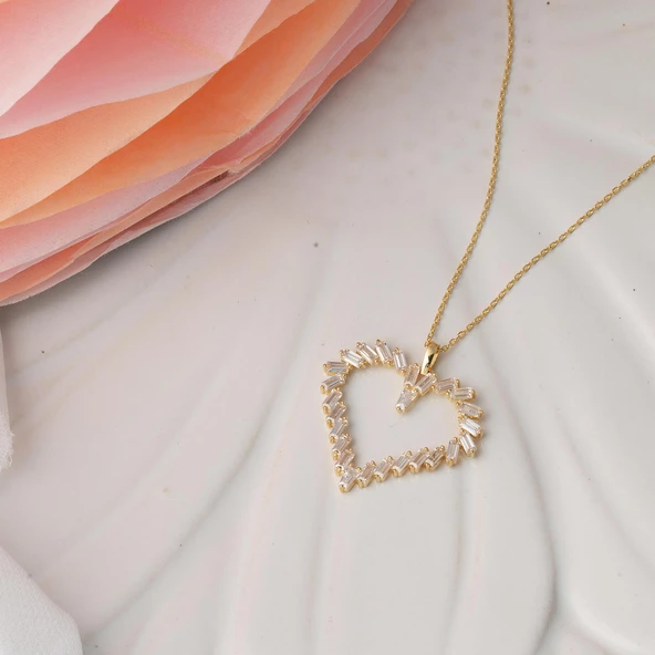 Baget Taşlı 14 Ayar Altın Kalpli Kolye - Resim 4