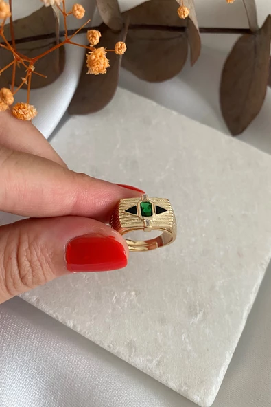 Ortası Yeşil Baget Taşlı Kenarı Tırtıklı Yüzük - 2
