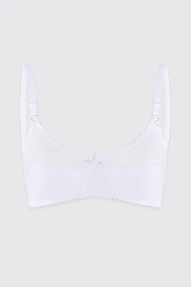 Beyaz İlk Sütyenim - Resim 2