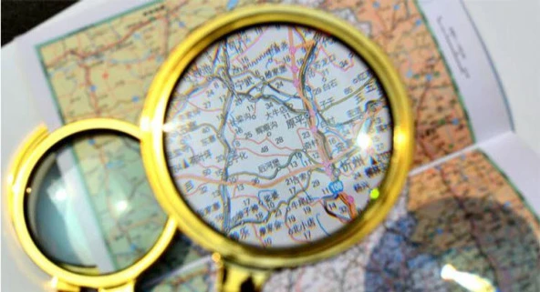 10X 80mm El Büyüteç Sökülebilir Vidalı Yapay Maun Ağacı Sap HD Cam Lens - 4