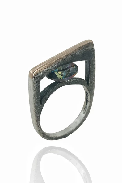 Mistik Topaz Taş El Üretimi Özel Tasarım 925 Gümüş Yüzük ürün görseli