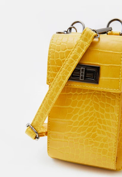 Bagorama RUBY Kadın Suni Deri Çapraz Askı Cüzdan ve Telefon Çantası - 9