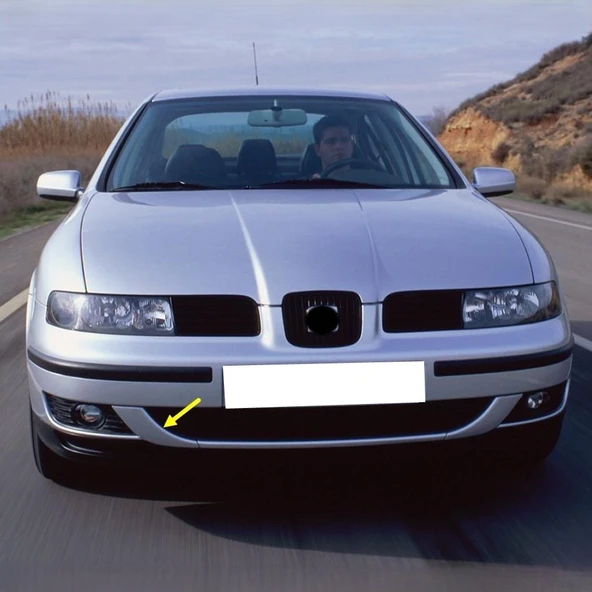 Seat Toledo 99-04 Ön Tampon Sağ Çeki Demir Kapağı Plastiği 1M0807156A - 2