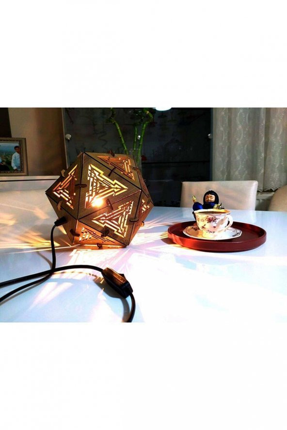 Ofis , Büro Dekor Ahşap Piramit İşlemeli Puzzle Dekoratif Gece Lambası