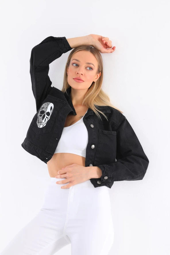 Kadın Siyah Jean Kurukafa Baskılı Parlak Taşlı Basic Crop Denim Kot Ceket - 2