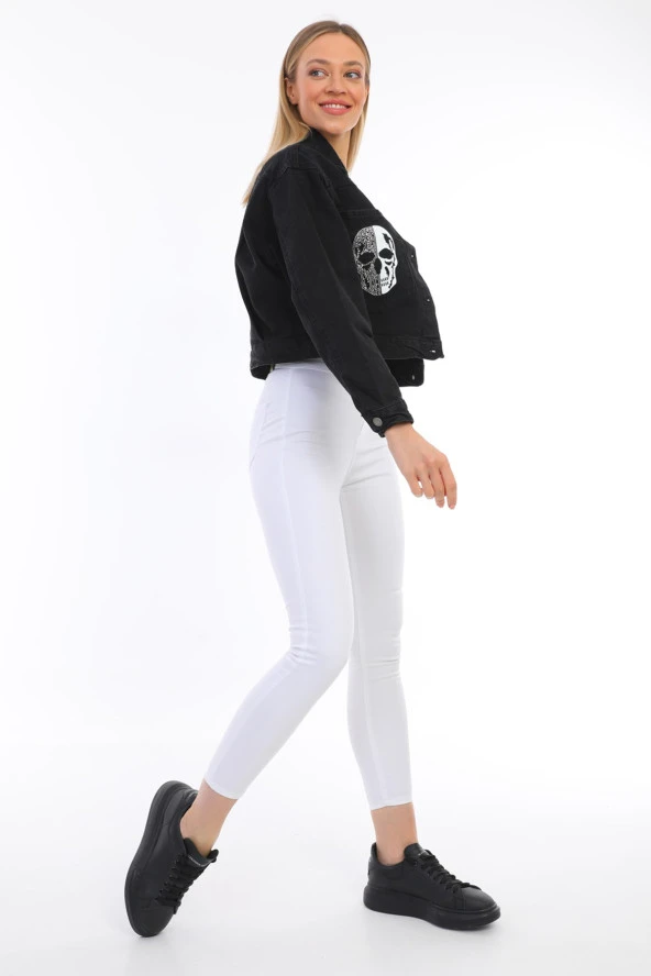 Kadın Siyah Jean Kurukafa Baskılı Parlak Taşlı Basic Crop Denim Kot Ceket - 3