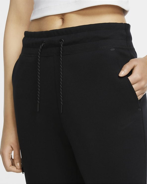 Nike Sportswear Tech Fleece Siyah Renk Kadın Eşofman Altı - 2