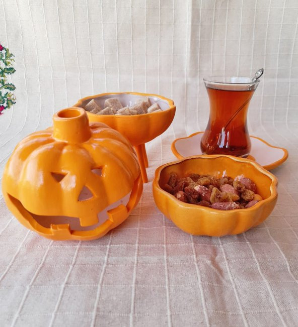 El Yapımı Seramik Balkabağı Çay Keyfi