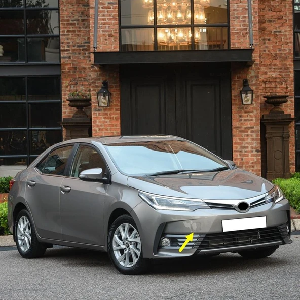 Toyota Corolla 2017-2019 Ön Tampon Sağ Çeki Demiri Kapağı 5212702930