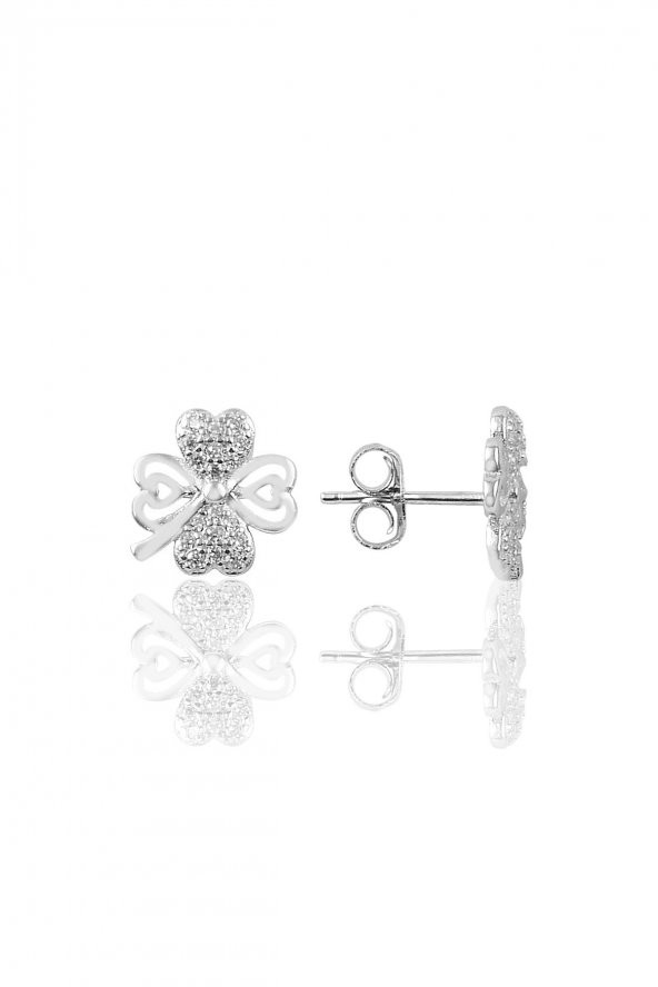 Gümüş yonca modeli küpe ürün görseli