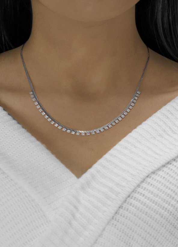 Gümüş rodyumlu zirkon taşlı gurmet zincirli kare kolye - Resim 2