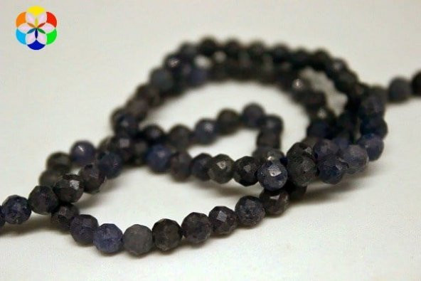 Safir Taşı Dizi 4mm ürün görseli