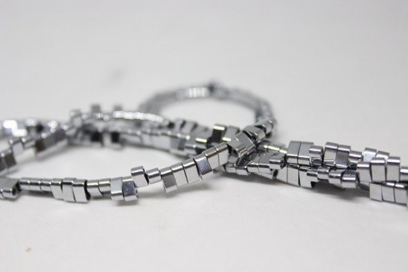 Hematit Taşı Çift Delikli Dizi (17460) ürün görseli