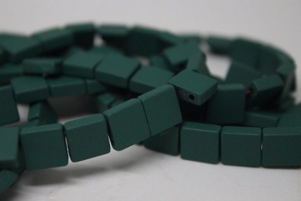 Hematit Taşı Çift Delikli Dizi (17525) ürün görseli