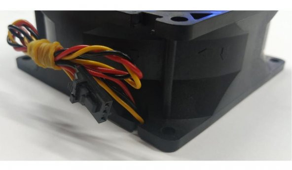 Nidec "TA350DC" 90x90x38 mm 12 Volt 1.8 Amper Fan - 3