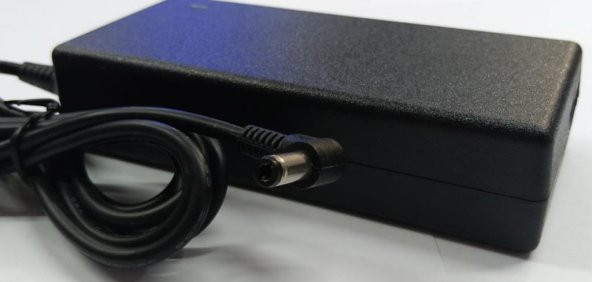 Fully 1613L - 19 Volt 4.74 Amper 5.5x2.5 mm Uçlu Adaptör - 2