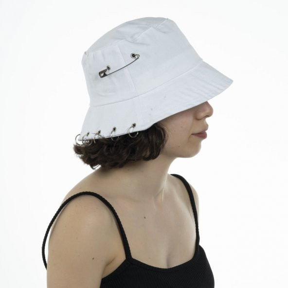 Beyaz Piercing Ve Çengelli İğne Modelli Balıkçı Bucket Şapka