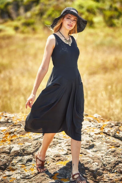 Asimetrik Etek Ucu Kayık Yaka Cepli Elbise - Resim 3