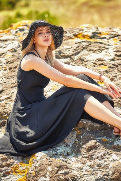 Asimetrik Etek Ucu Kayık Yaka Cepli Elbise - Resim 4