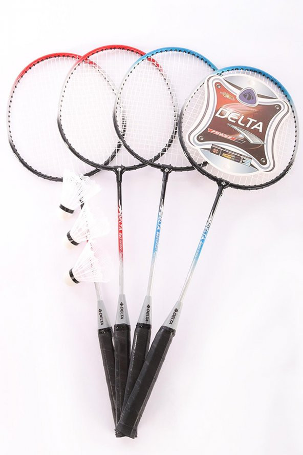 Delta 4 Adet Badminton Raketi İle 3 Adet Badminton Topu Ve Deluxe Badminton Çantası Dörtlü Grup Seti