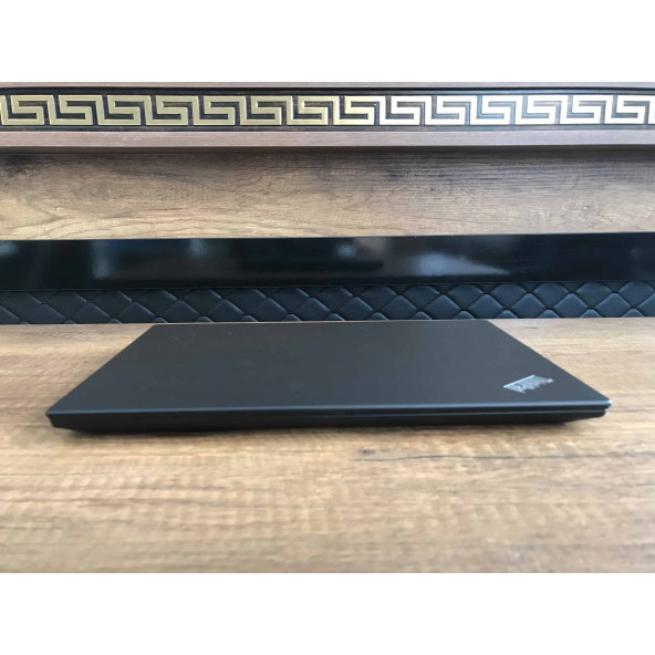 Lenovo Thinkpad X390 İKİNCİ EL i5 8265U 16GB RAM 512GB M2 SSD Windows 10 Pro 13.3" - 4