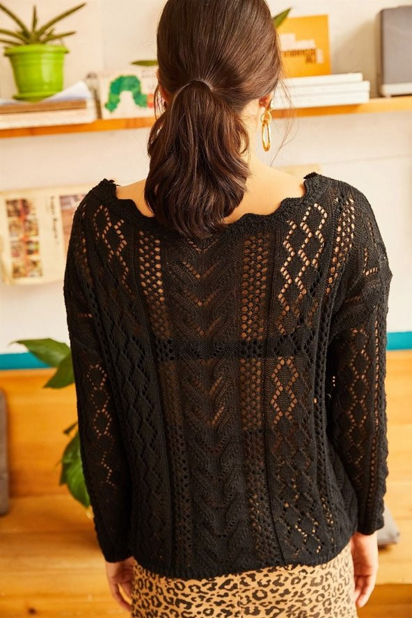 Kadın Siyah Kayık Yaka Delikli Ajurlu Triko Kazak - 3