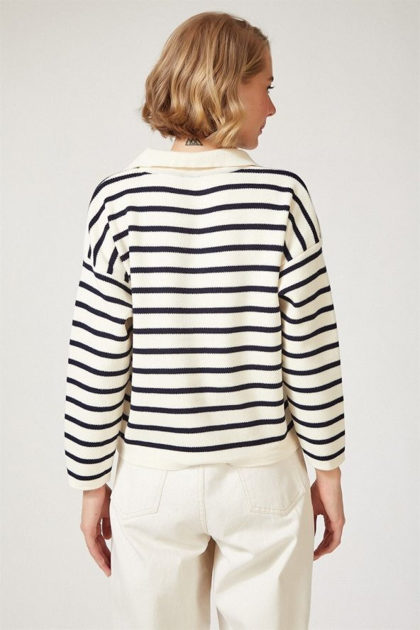 Kadın Beyaz Polo Yaka Crop Kesim Triko Kazak - 2