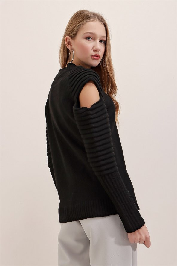 Kadın Siyah Omzu Açık Kazak - Resim 5