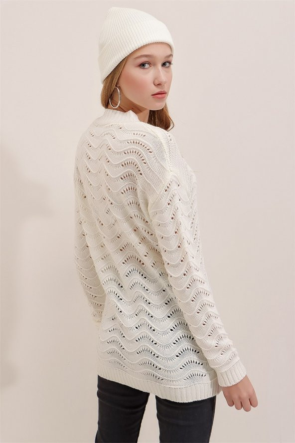 Kadın Beyaz Dalga Ajurlu Kazak - 4