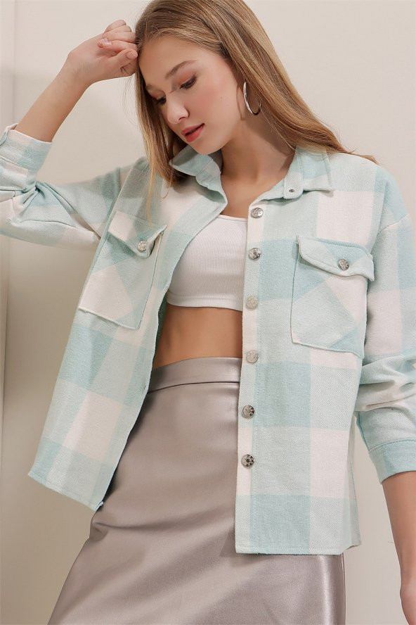 Kadın Mint Metal Düğmeli Cepil Ekose Gömlek - 2