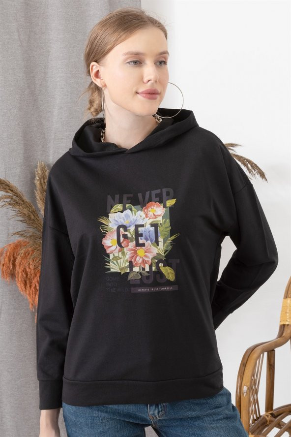 Kadın Siyah Çiçek Baskılı Kapüşonlu Sweatshirt - 2