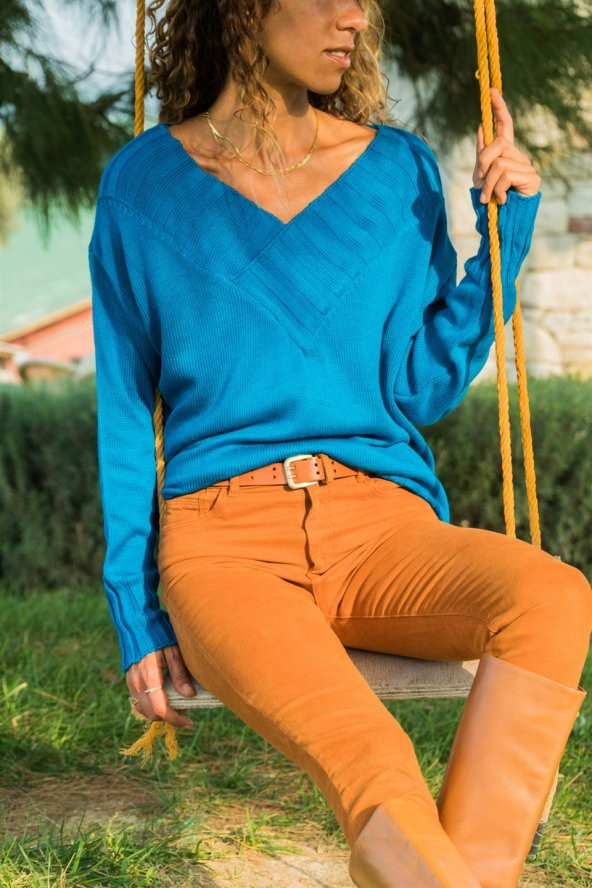 Kadın V Yaka İndigo Kazak