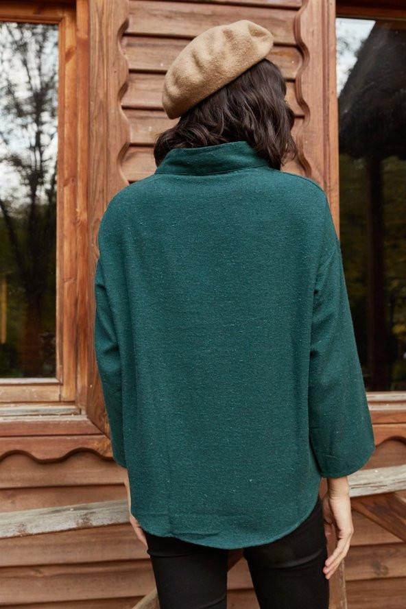 Kadın Yakası Düğme Detaylı Zümrüt Yeşili Bluz - 3