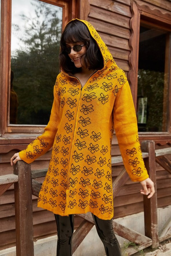 Kadın Çiçek Desenli Kapüşonlu Hardal Hırka - 2