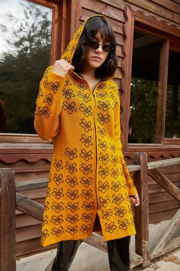 Kadın Çiçek Desenli Kapüşonlu Hardal Hırka - 3