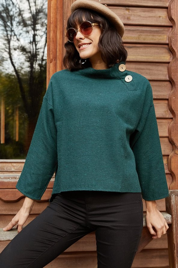 DÜĞME VE YAKA DETAYLI BLUZ